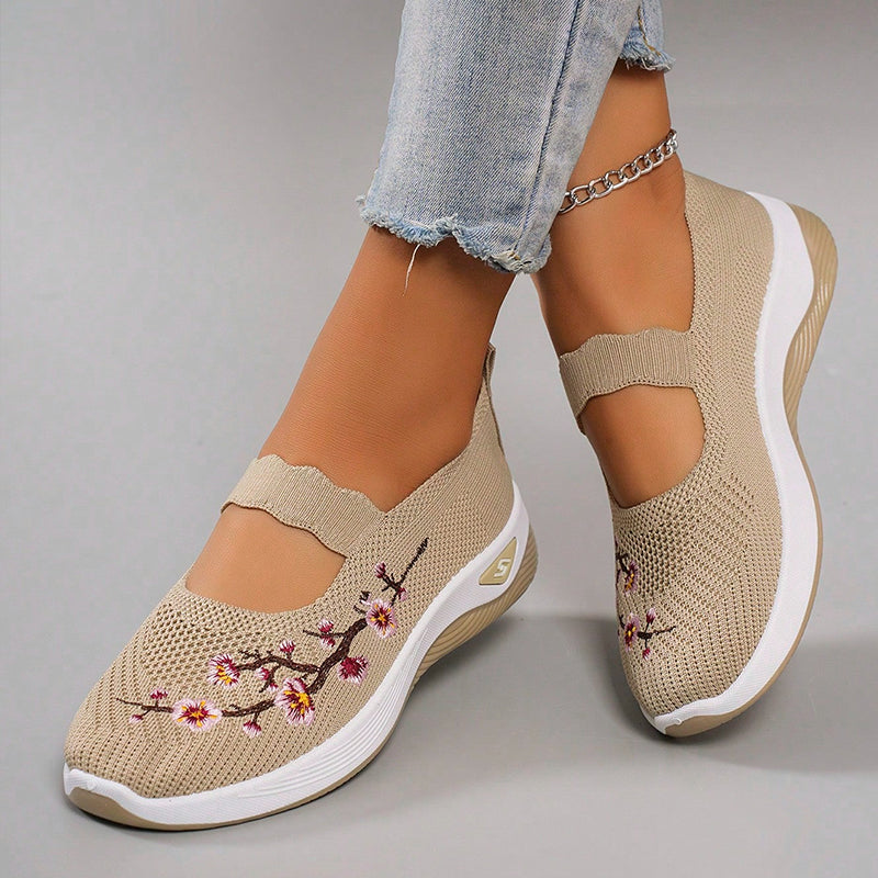 🔥Last Day Promotion 49% OFF - Women's Casual Breathable Slip On Orthopaedic Walking Shoes