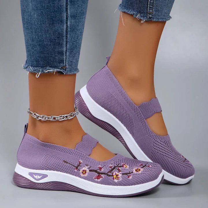 🔥Last Day Promotion 49% OFF - Women's Casual Breathable Slip On Orthopaedic Walking Shoes