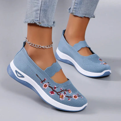 🔥Last Day Promotion 49% OFF - Women's Casual Breathable Slip On Orthopaedic Walking Shoes