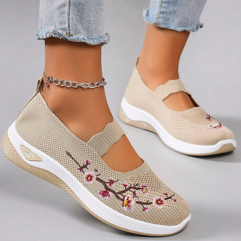 🔥Last Day Promotion 49% OFF - Women's Casual Breathable Slip On Orthopaedic Walking Shoes